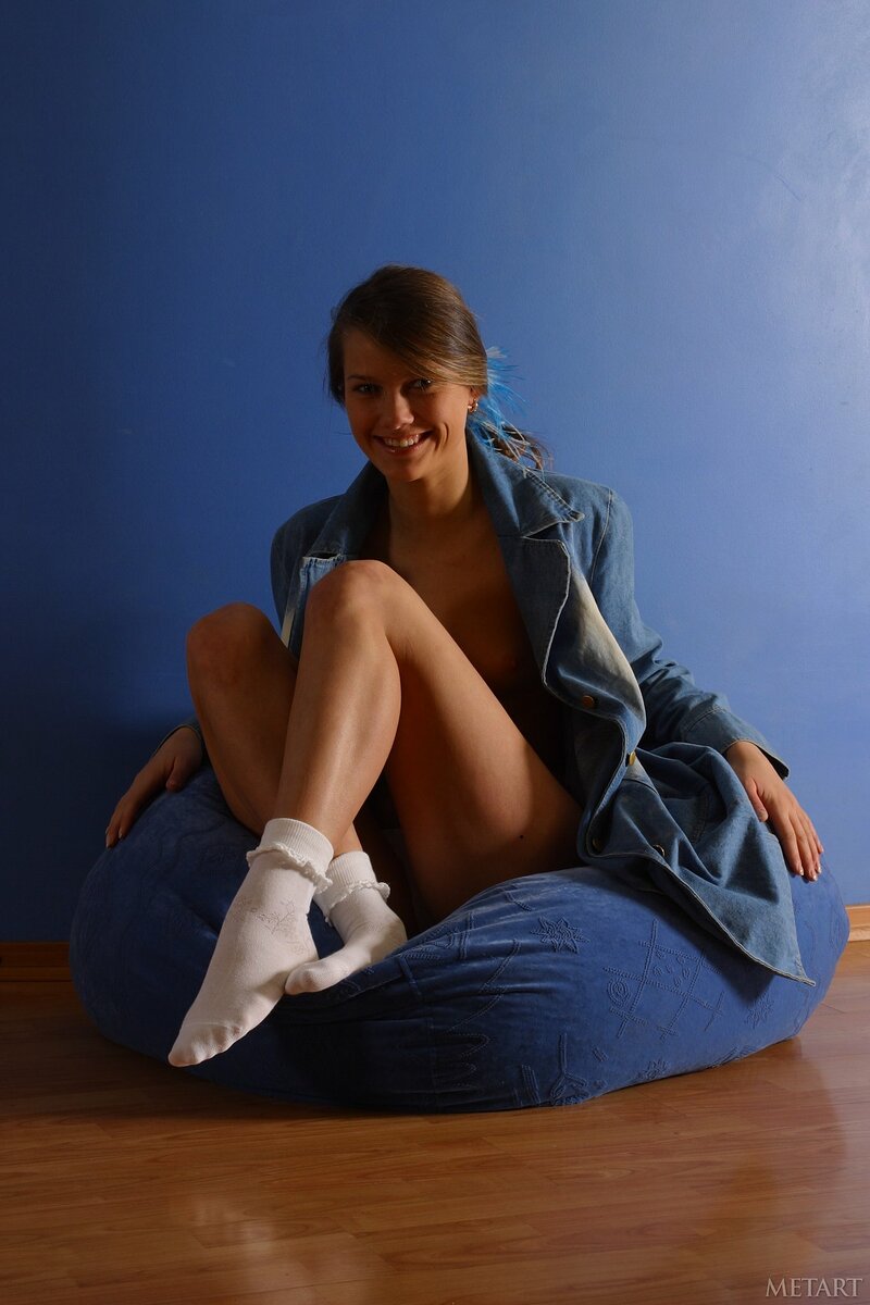 Юлия, 33